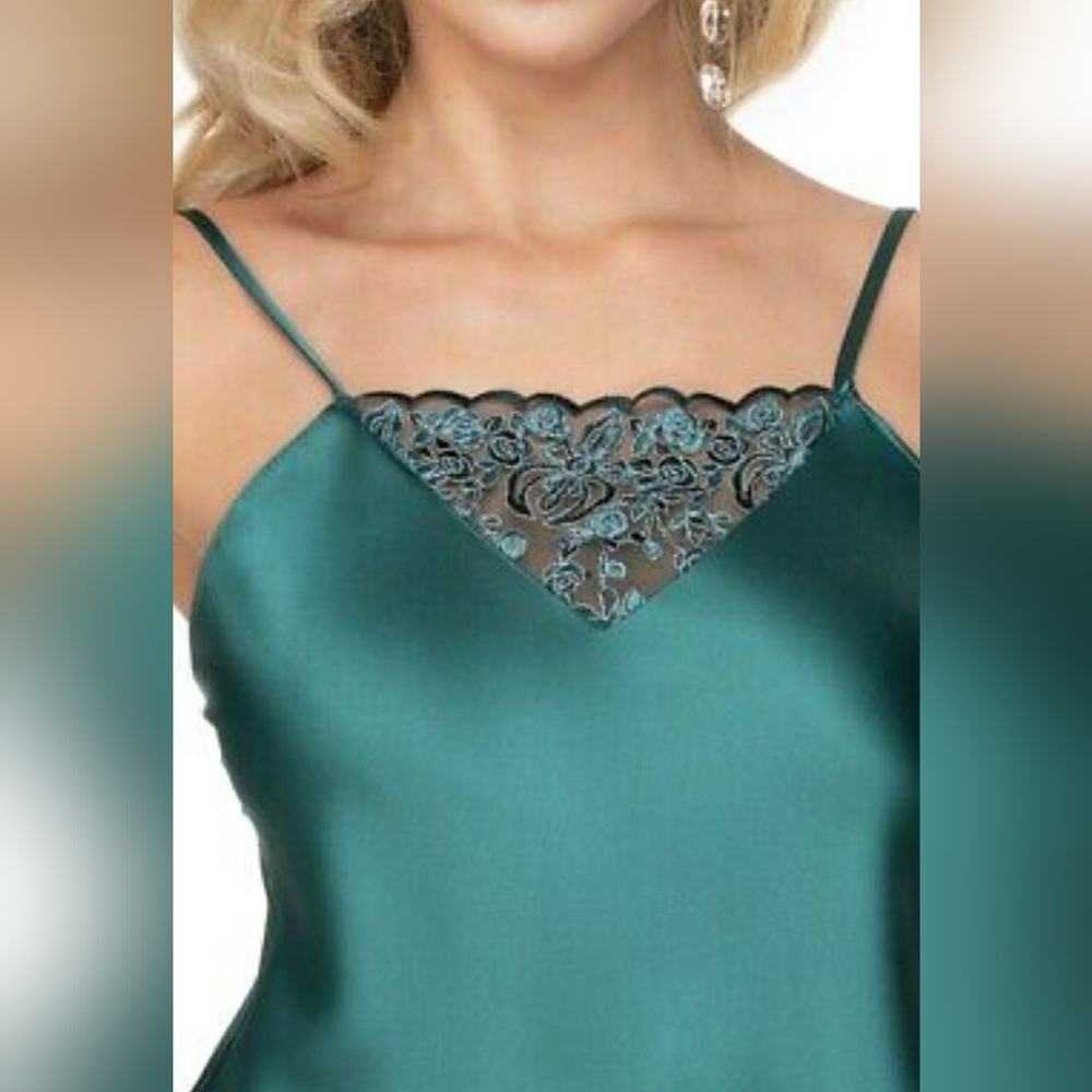 Irall Emerald Green Satin Nightdress Size Large NWT Nightie Nightwear RRP £54.99 - Picture 2 of 8